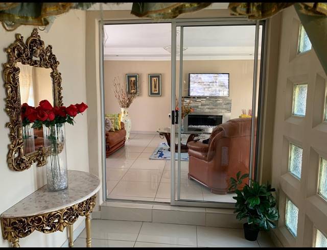 3 BEDROOM HOUSE FOR SALE IN MEYERTON PARK